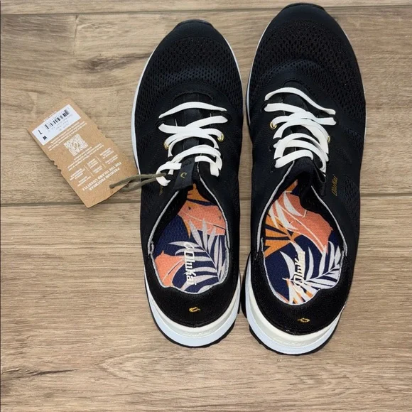 OluKai Huia black Women’s Slip-On Athletic Shoes size 7
New with tags - Picture 8 of 11